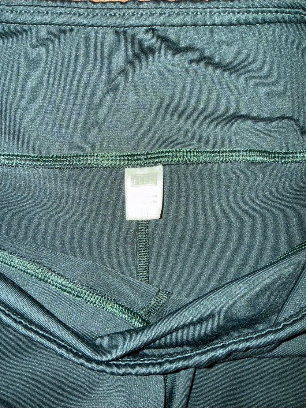 FLEO Shorts 2.5” Inseam - Picture 3 of 3